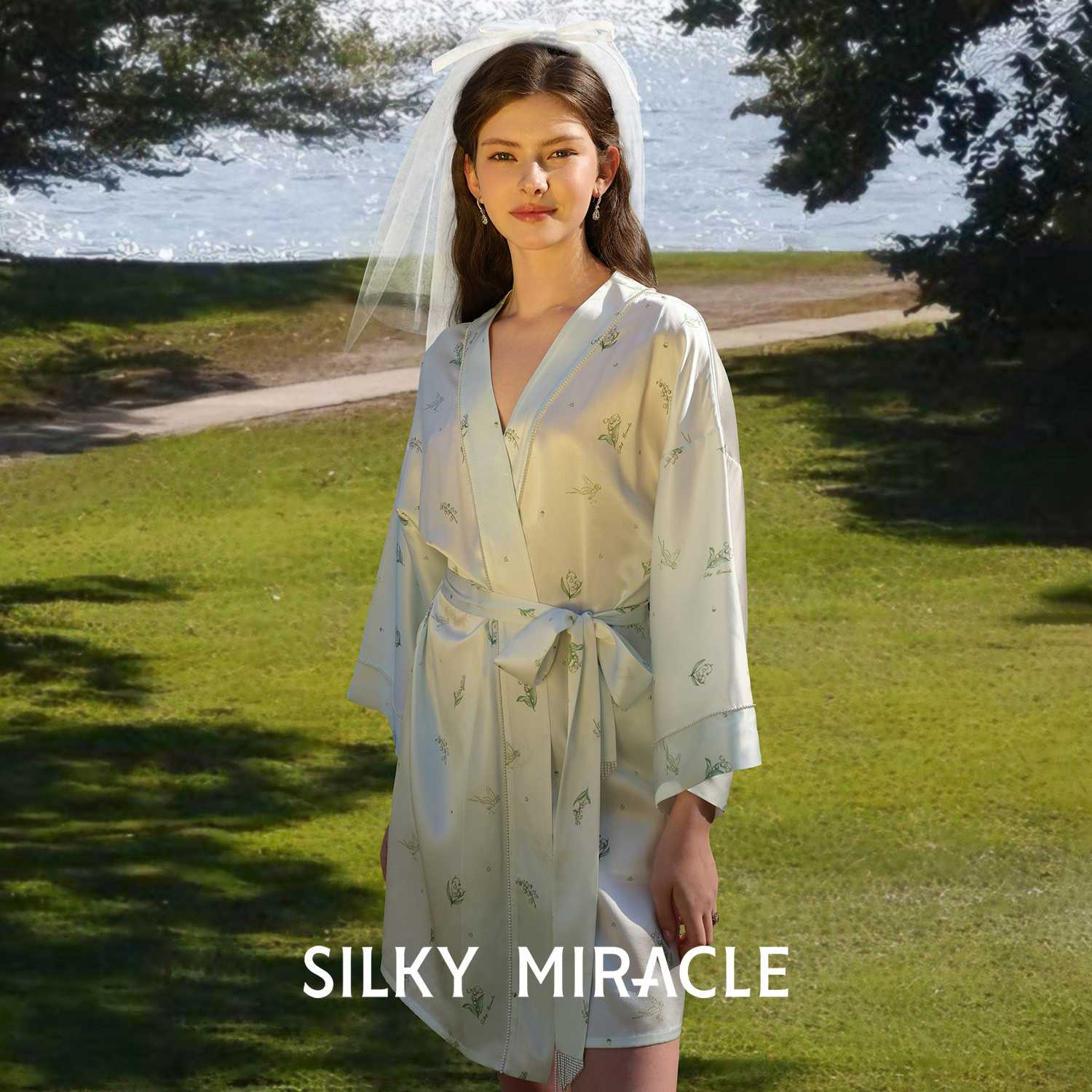 铃兰真丝睡袍短款可外穿睡衣晨袍