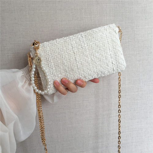 这个小香风编织手机包太美了