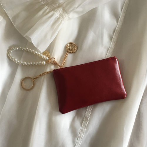 这个复古红色太好看了放卡放口红