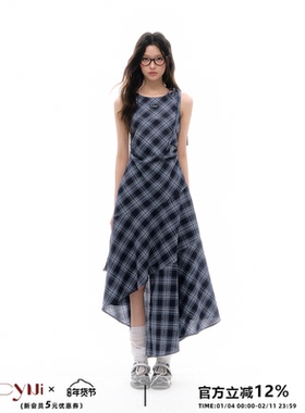 CyNi  复古轻薄垂感无袖格纹连衣裙设计感不规则格子长裙女