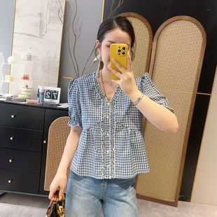 H82573 欧加粒粒 复古减龄木耳花边拼接V领格子衬衫 夏季