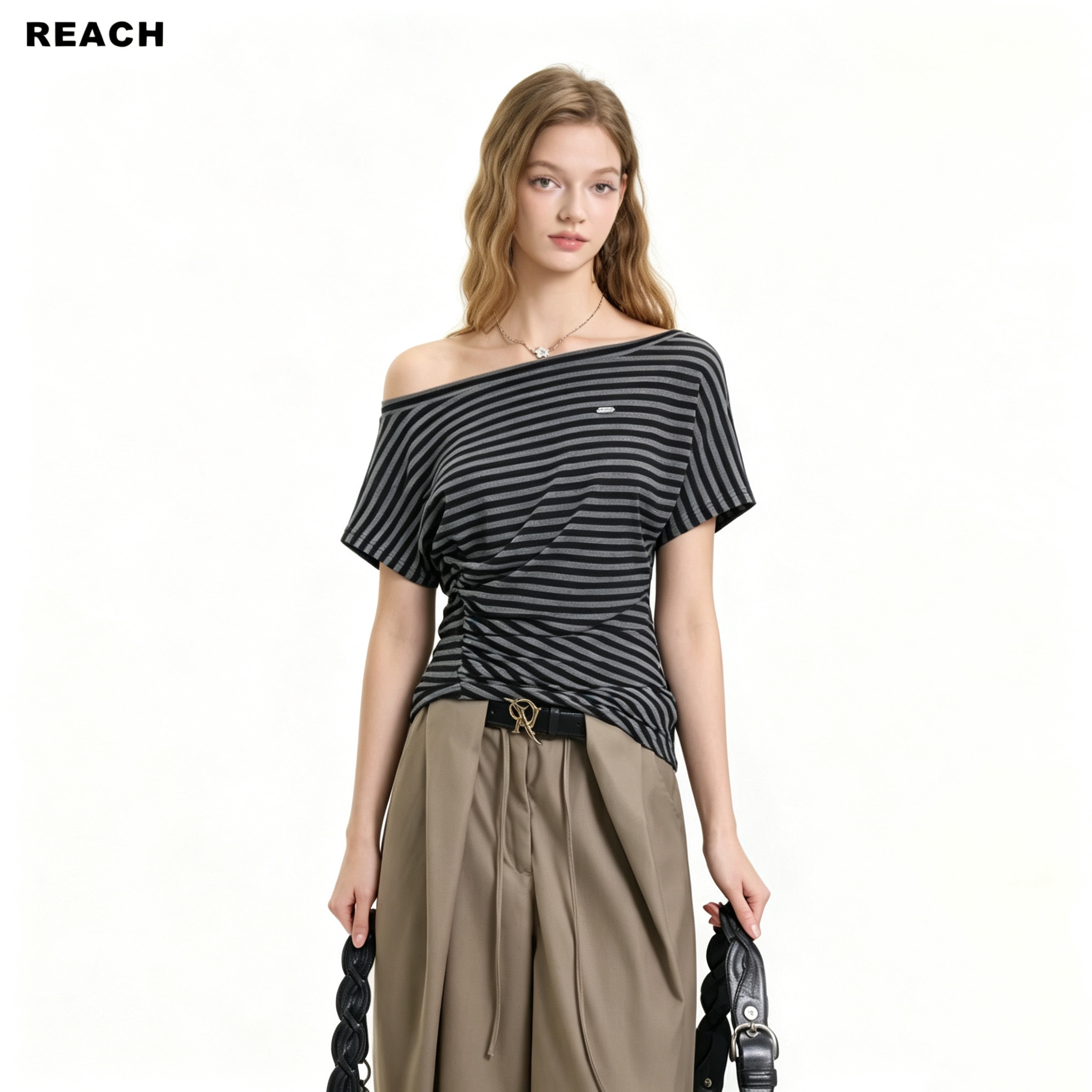 REACH斜肩条纹短袖T恤女夏季新款休闲宽松显瘦设计感修身露肩上衣