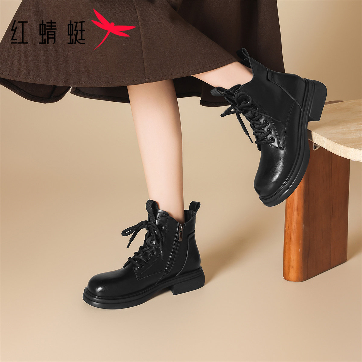 红蜻蜓工装靴皮面加绒女款2026新款棉鞋厚底舒适保暖加厚马丁女靴