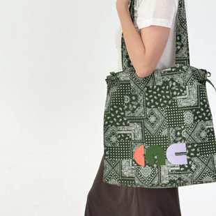 CAC波斯异域风情刺绣大号包包