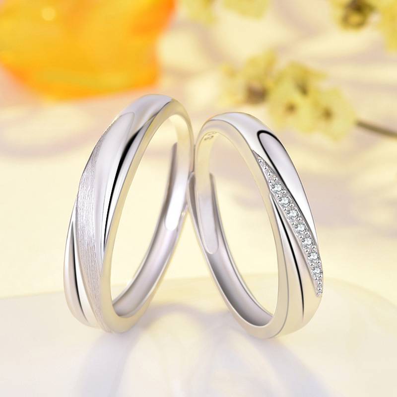 俊利首饰s925纯银情侣戒指女韩版直销饰品镶钻磨砂节日送女友