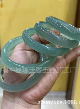 2026天然油青色玉髓手镯 只此青绿玛瑙玉髓手镯 翡翠平正圈晴水玉
