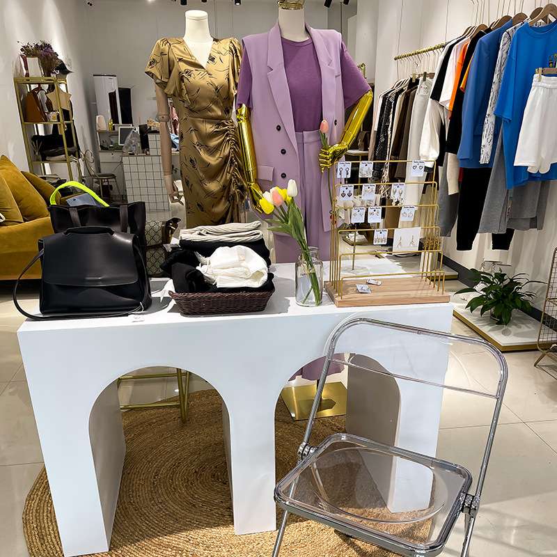 M型流水台中岛展示台摆台 服装店软装落地陈列展示架道具装饰桌子