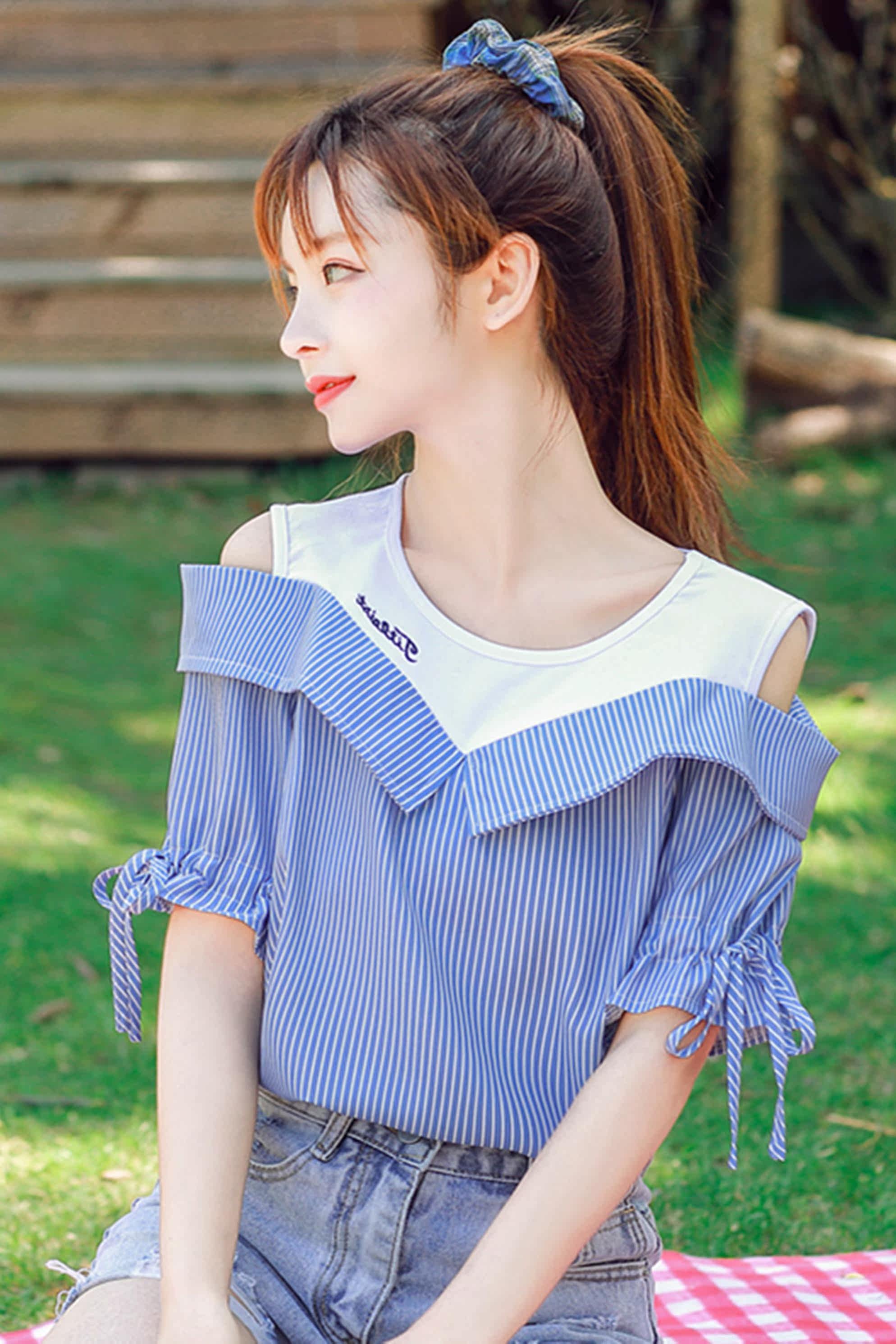 露肩条纹拼接假两件短袖t恤女夏2020新款韩版显瘦刺绣雪纺衫上衣在类目 女装/女士精品, 衬衫中 - 来自Buy2taobao.com提供专业的淘宝代购服务