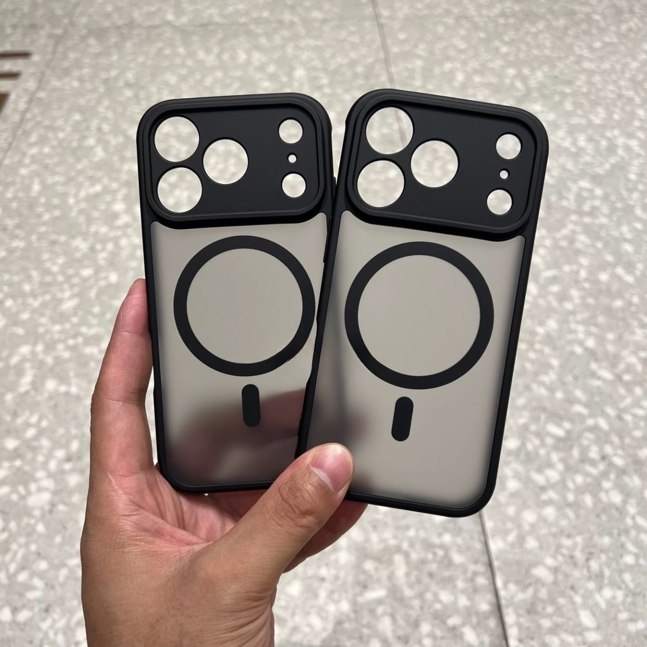 高级感肤感磨砂黑色适用苹果17promax手机壳16新款iphone15pro透明14plus全包镜头13防摔12简约11男女保护套
