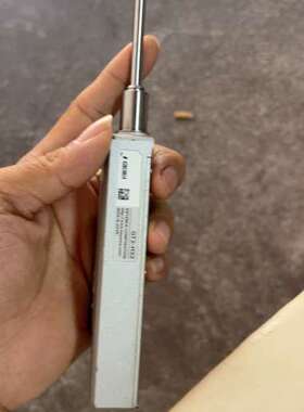 议价E GT2-H32接触式位移传感器，实物拍议价