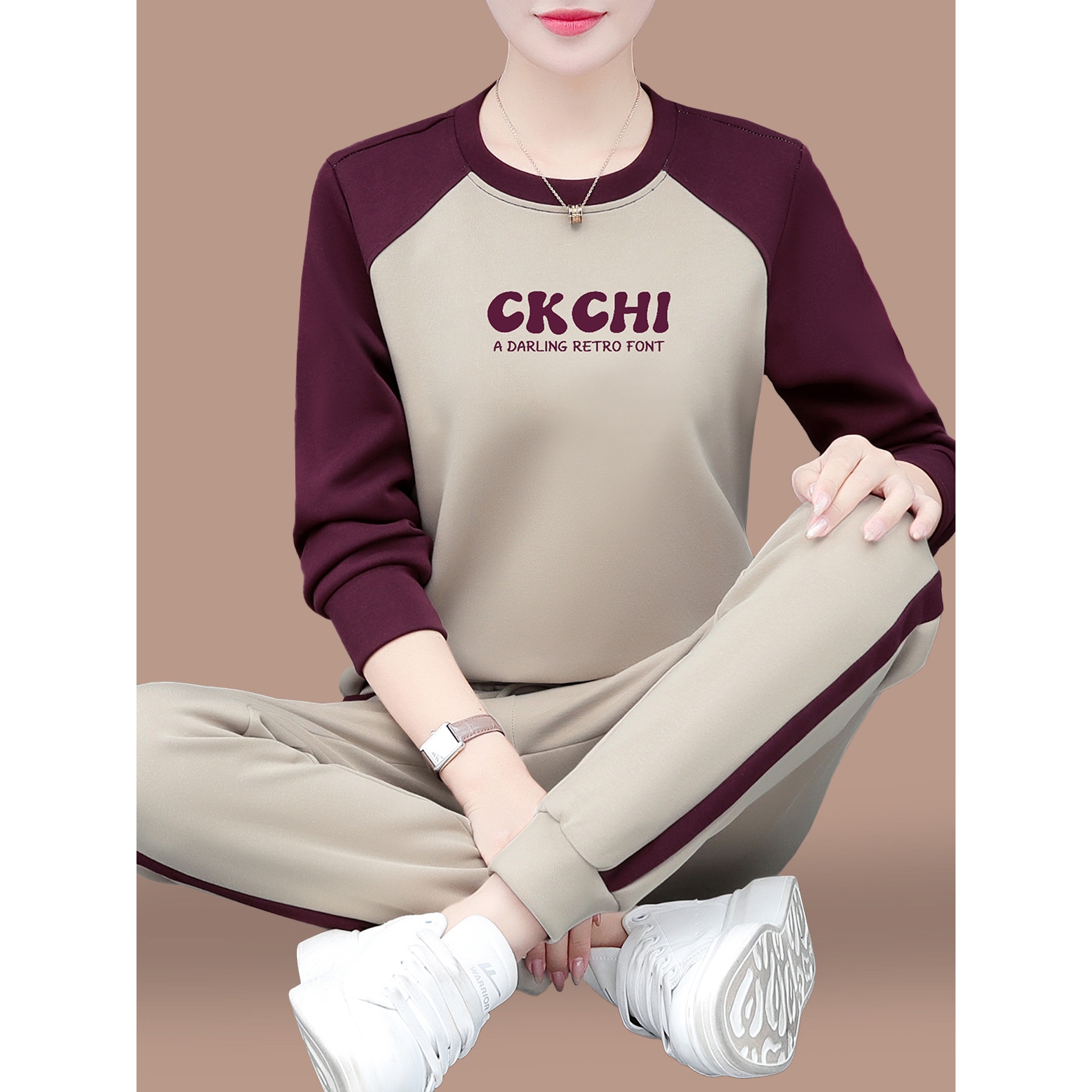 中年女士运动套装女2025新款春秋洋气妈妈休闲圆领长袖卫衣两件套