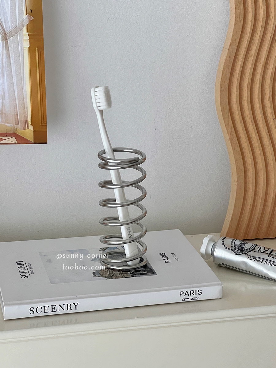 Ins-Style Chic: Minimalist Stainless Steel Toothbrush Stand - Product image 4