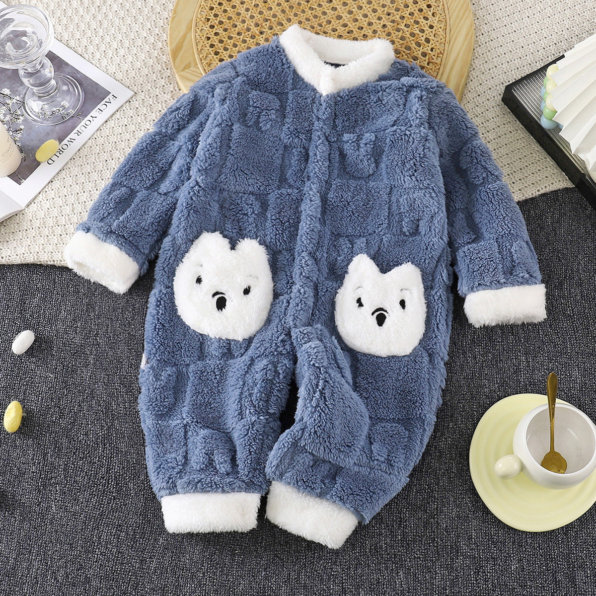 婴儿连体衣服春秋冬加绒保暖
