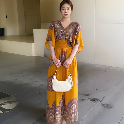 民族风V领棉绸短袖法式泰国风连衣裙女夏印花田园风裙子度假穿搭