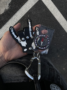 afaaa实用指南针三环钥匙扣可调节骷髅手掌挂件腰间穿搭配饰潮ins