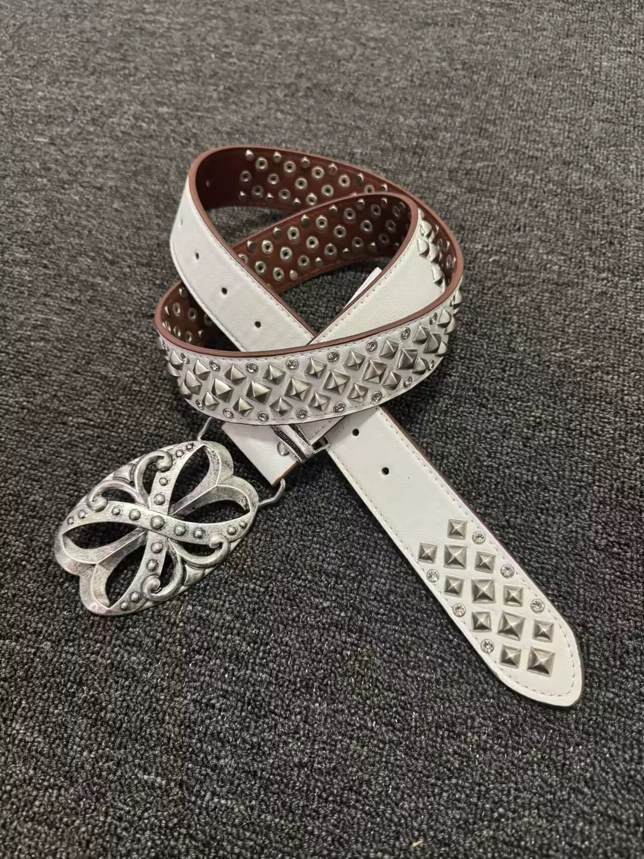 afaaa重磅铆钉Cortis同款皮带高级感做旧扣头腰带y2k亚文化朋克风