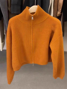 时尚品牌高领拉炼针织开衫女式秋冬外衫柔软慵懒短橙色毛衣夹克