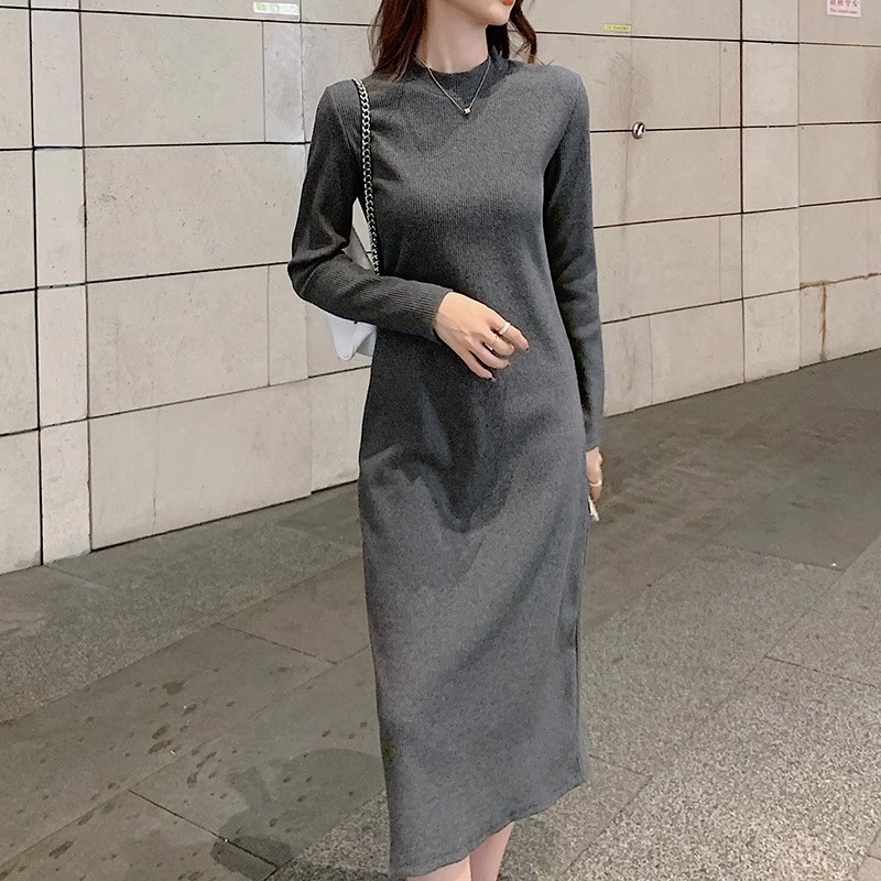 潮牌裙子秋冬气质百搭半高领长袖休闲显瘦打底长裙大码针织连衣裙