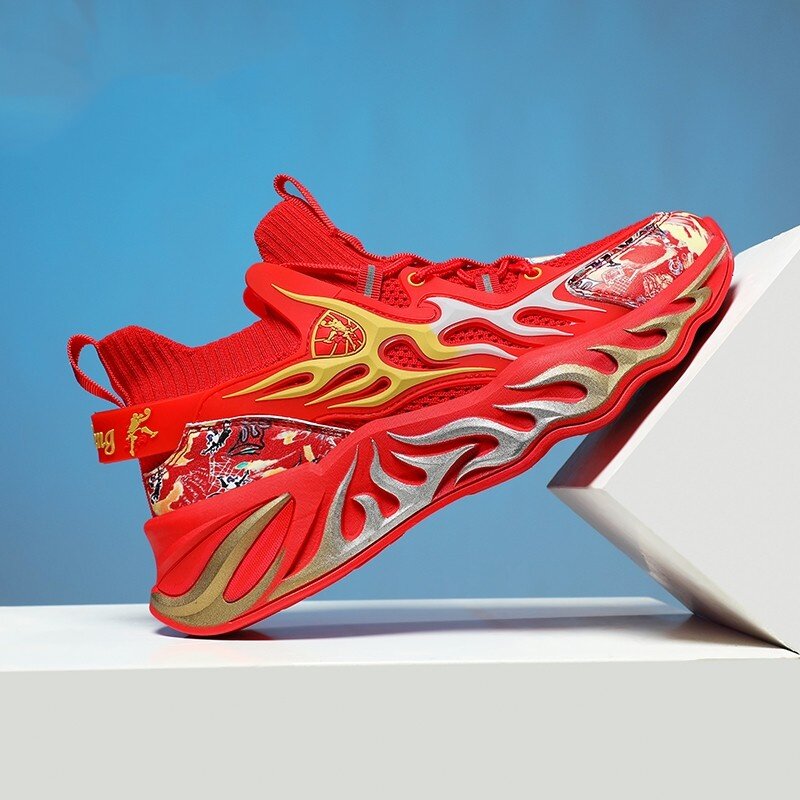 特步男鞋国潮本命年大红色龙年限定青少年透气刀锋跑步运动鞋男款