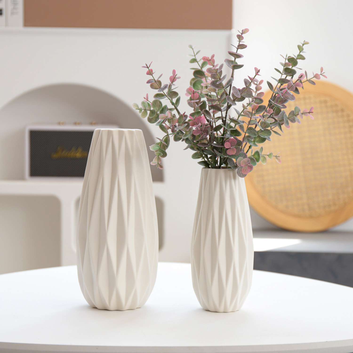 创意法式白色陶瓷花瓶客厅插花器民宿房间电视柜餐桌摆件水养鲜花