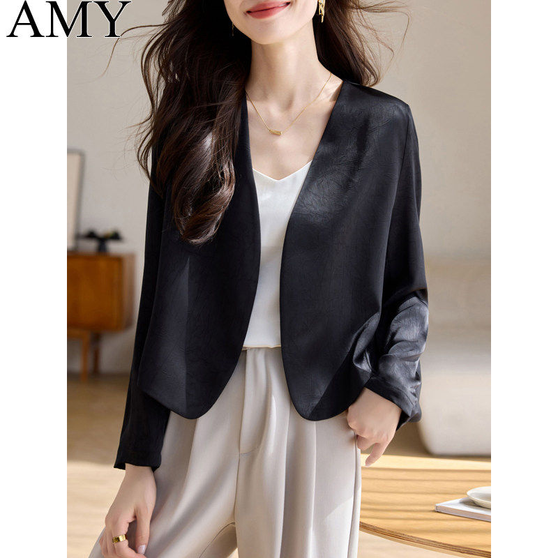 2025秋装新款黑色短款西装高级感极简风气质长袖薄款小众外套女士
