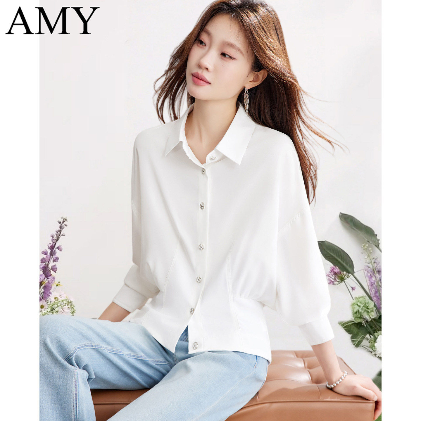 2026春装新款设计净版白色收腰显瘦衬衫通勤慵懒微胖短款上衣女装