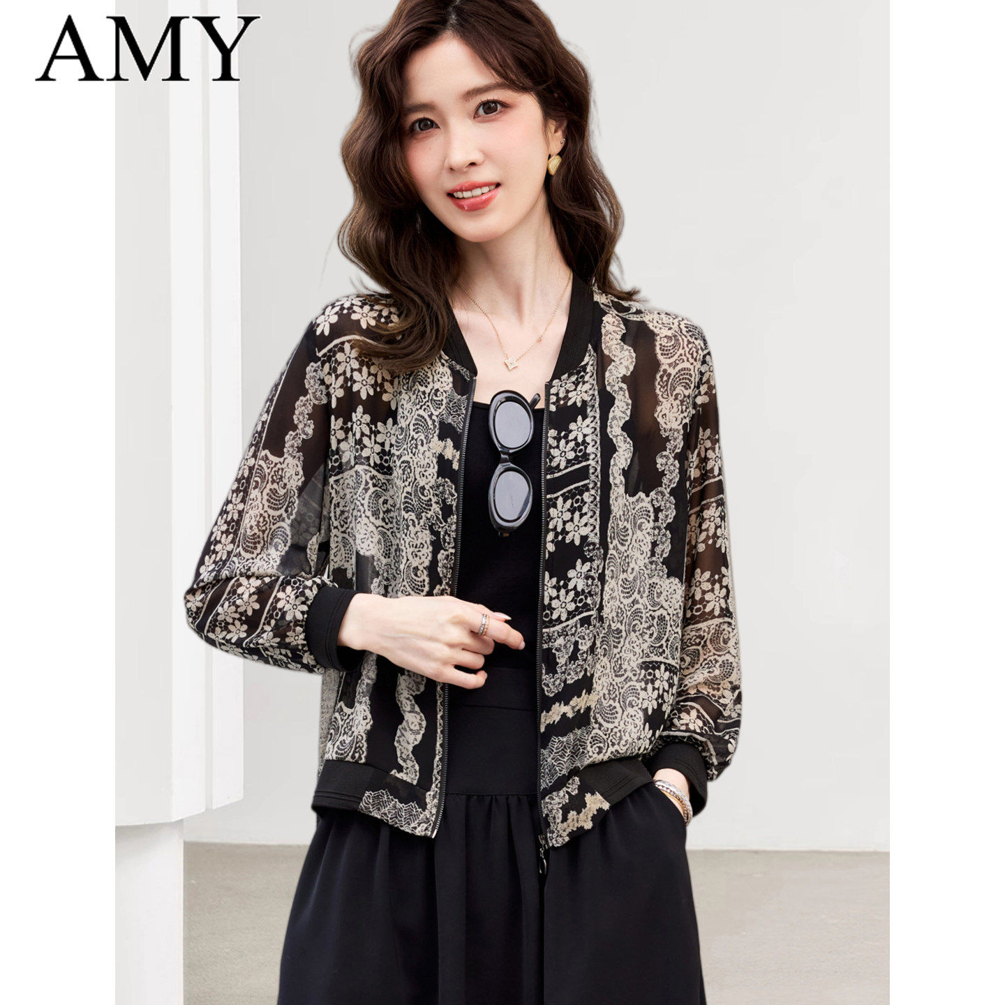 2026春装新款复古图案拉链防晒小开衫长袖轻熟雪纺拉链短外套女薄