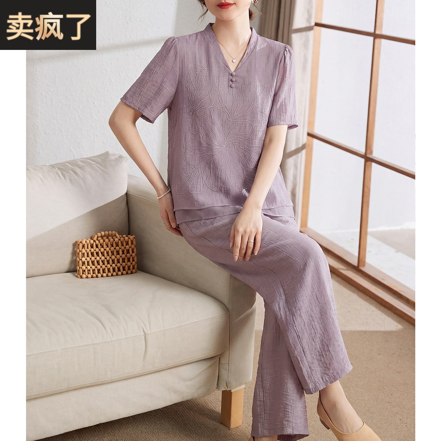 喜卉妈妈夏装2026新款短袖时尚短衬衫套装中老年女装宽松上衣纯色