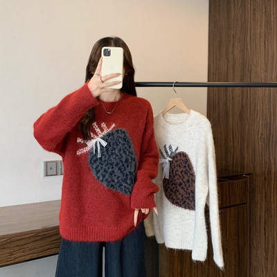 菲媛大码女装新款宽松冬季套头草莓韩版时尚长袖毛衣毛织衫上衣