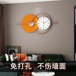 新品 简约艺术创意餐厅挂墙时钟 轻奢挂钟现代装 饰客厅钟表家用时尚