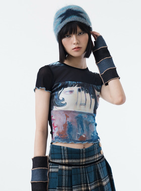 Sixthdimension Y2K艺术手绘图案短款修身短袖上衣（代购）