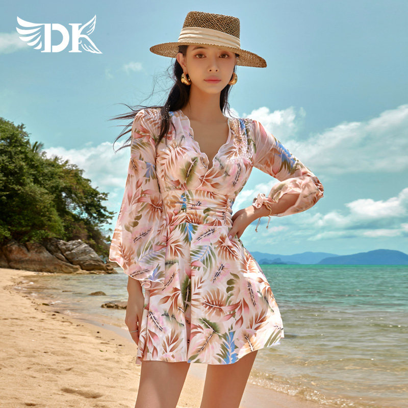 DK泳衣女2025新款性感连体韩国情侣款保守遮肚显瘦温泉沙滩泳裤男