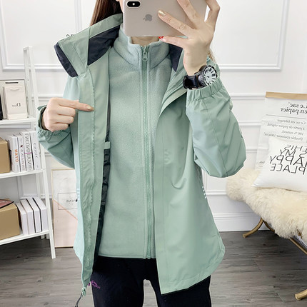 户外运动冲锋衣女三合一可拆卸冬季新款LOGO防寒加绒加厚登山外套
