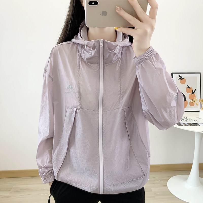 夏季轻薄透气女连帽长袖防晒衣