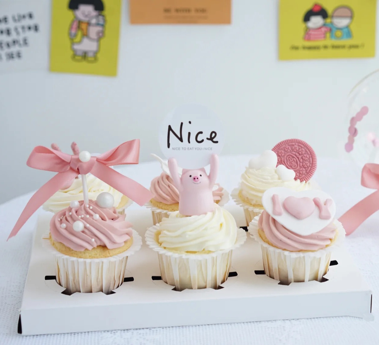 纸杯马芬杯杯子蛋糕装饰表白告白小猪举牌猪摆件七夕情人节插件