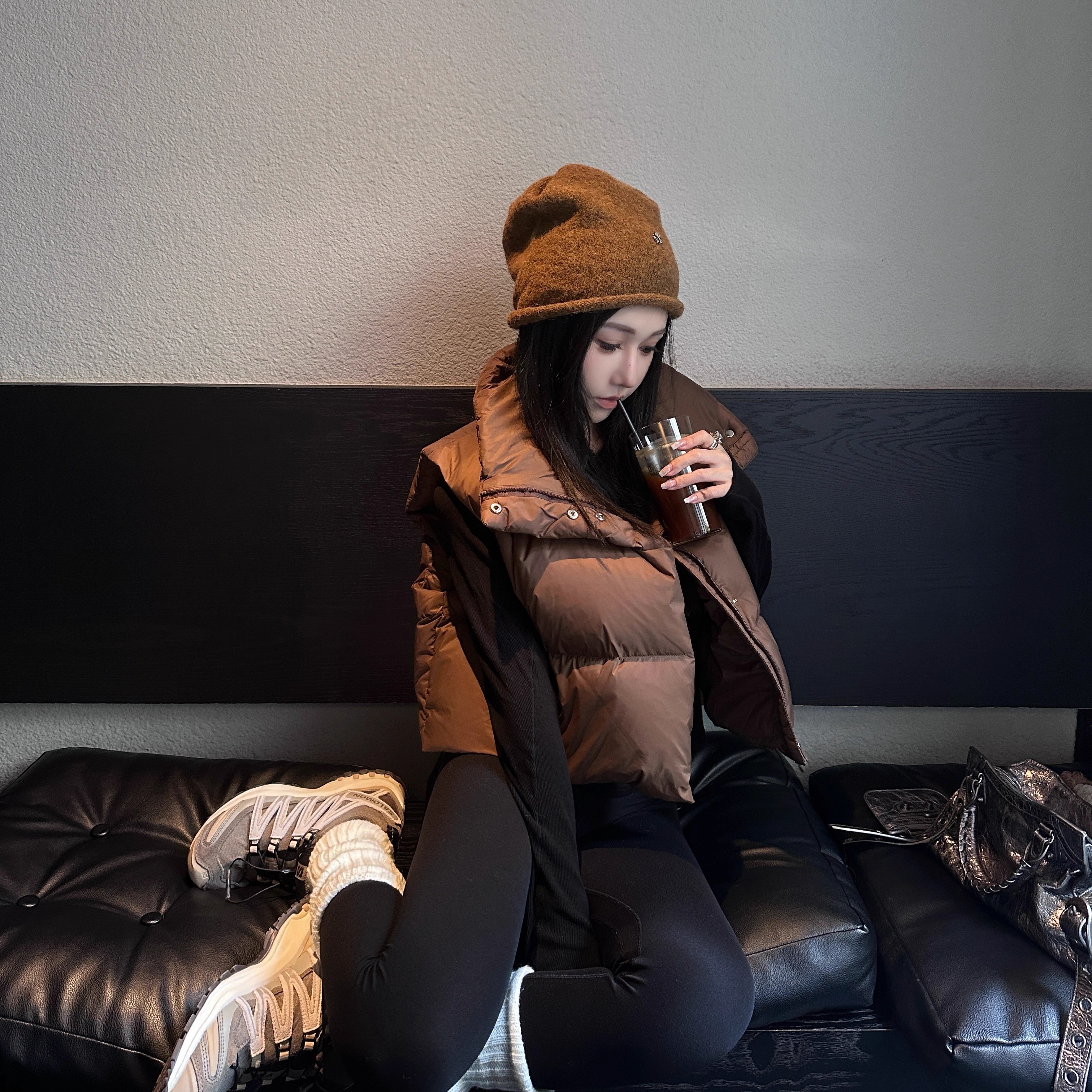 Narcos25冬新款 肯豆风极简立领短款泡芙鸭绒马甲女宽松保暖外套