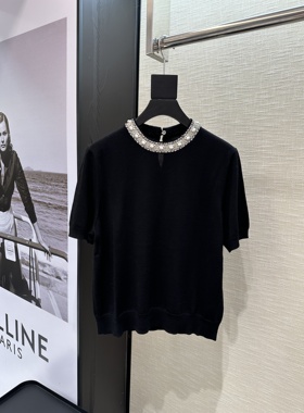 李亚男2026年早春美丽奴羊毛100领口重工钉钻精致女人味短袖 毛衣