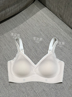 （宠粉福利）拼色薄款一片式裸感无痕无钢圈内衣卡码往大理性消费