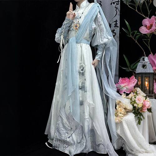 少年白马醉春风汉服凤九原