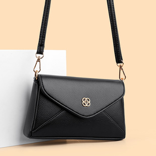 日本品质小包包中年女士手拿包2025新款装手机零钱包简约百搭妈妈