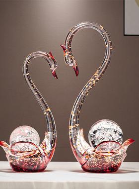 现代高级感轻奢婚房天鹅摆件客厅电视柜玄关桌面家居装饰新婚礼物