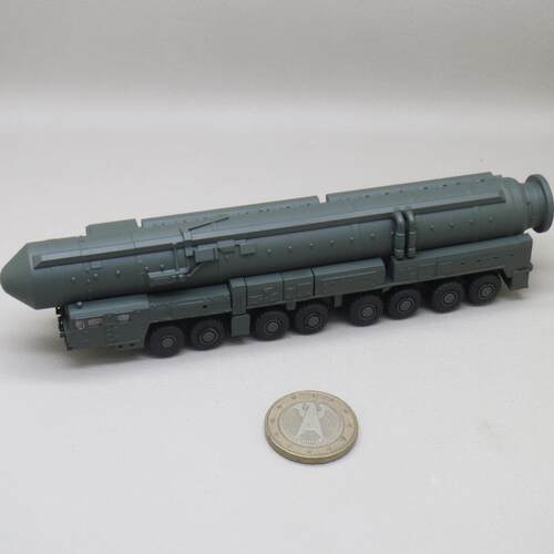 【展示】1/144现代俄军Russian SS-27 Sickle ballistic missile