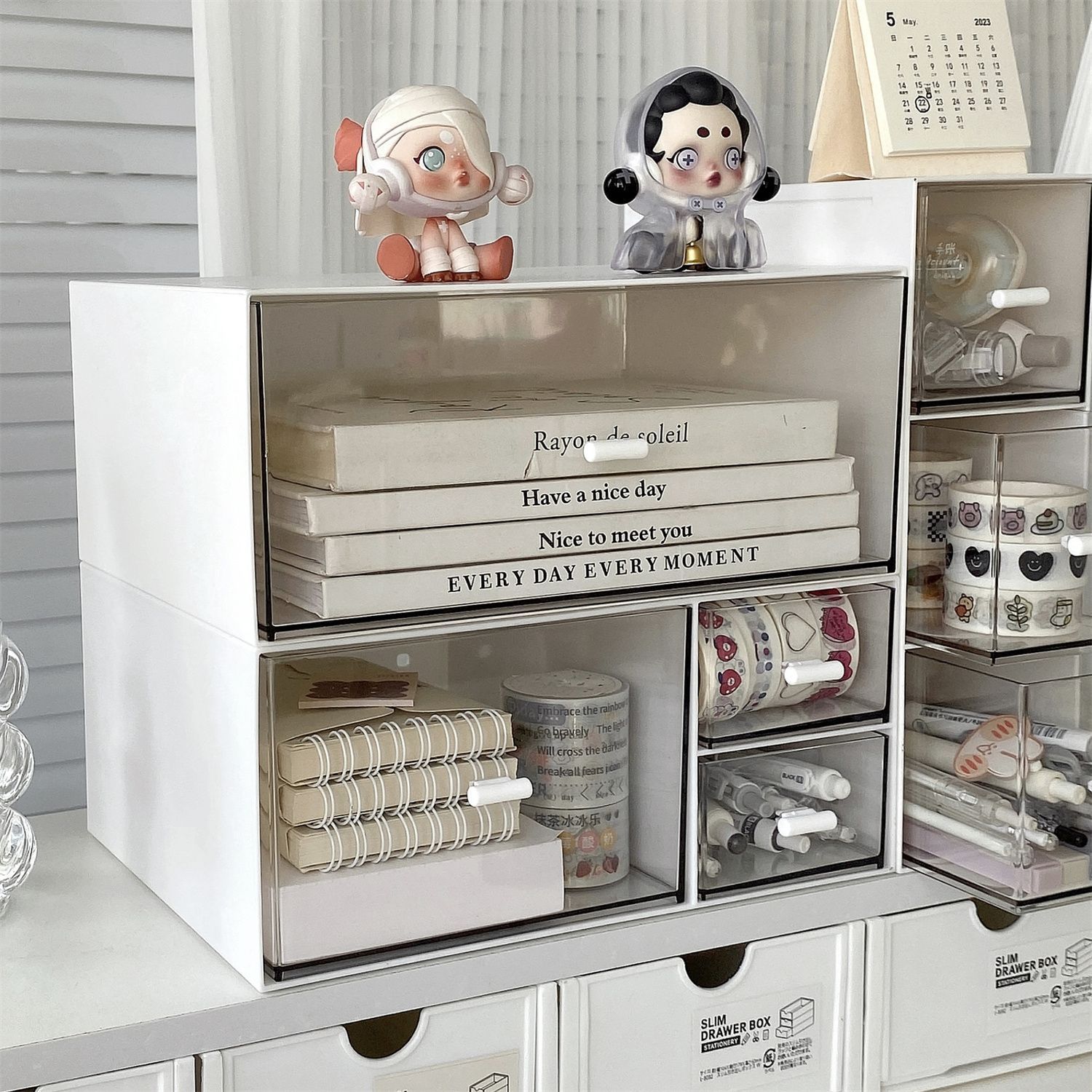 桌面抽屉式收纳盒学生文具化妆品办公室透明书桌亚克力置物架