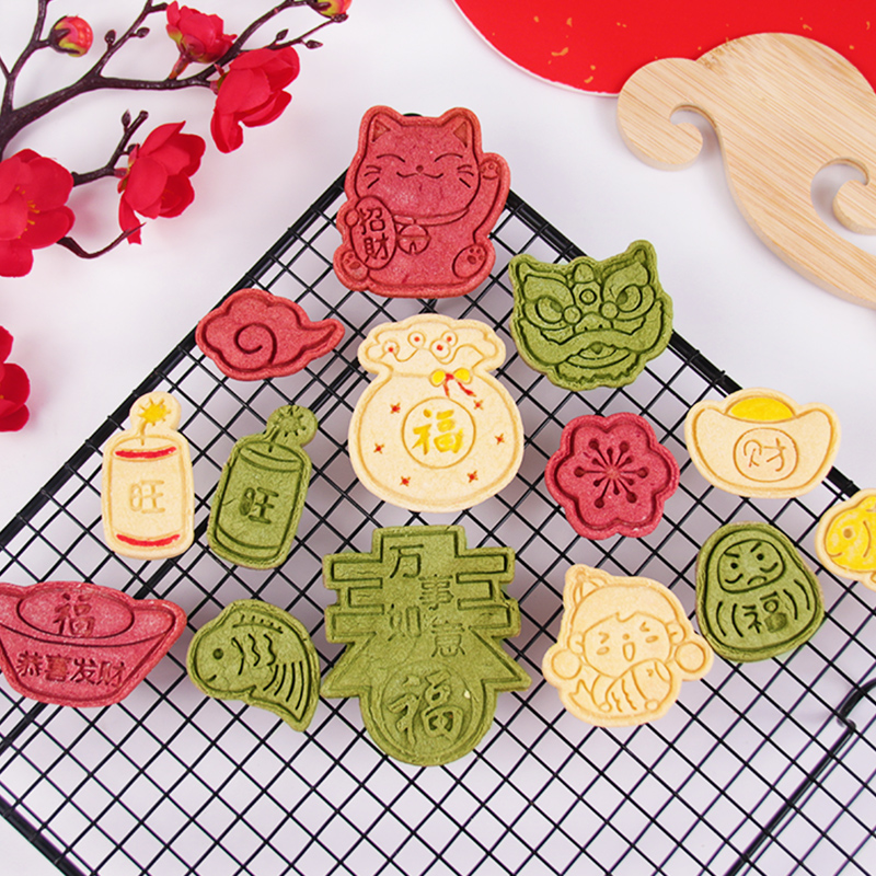 新年卡通饼干模具新年快乐曲奇创意3D立体按压糖霜切模烘焙工具