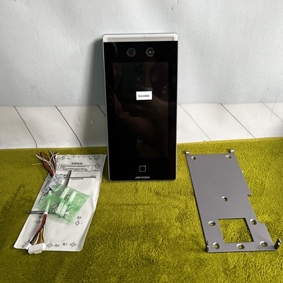 海康威视门禁一体机DS-K1T607M