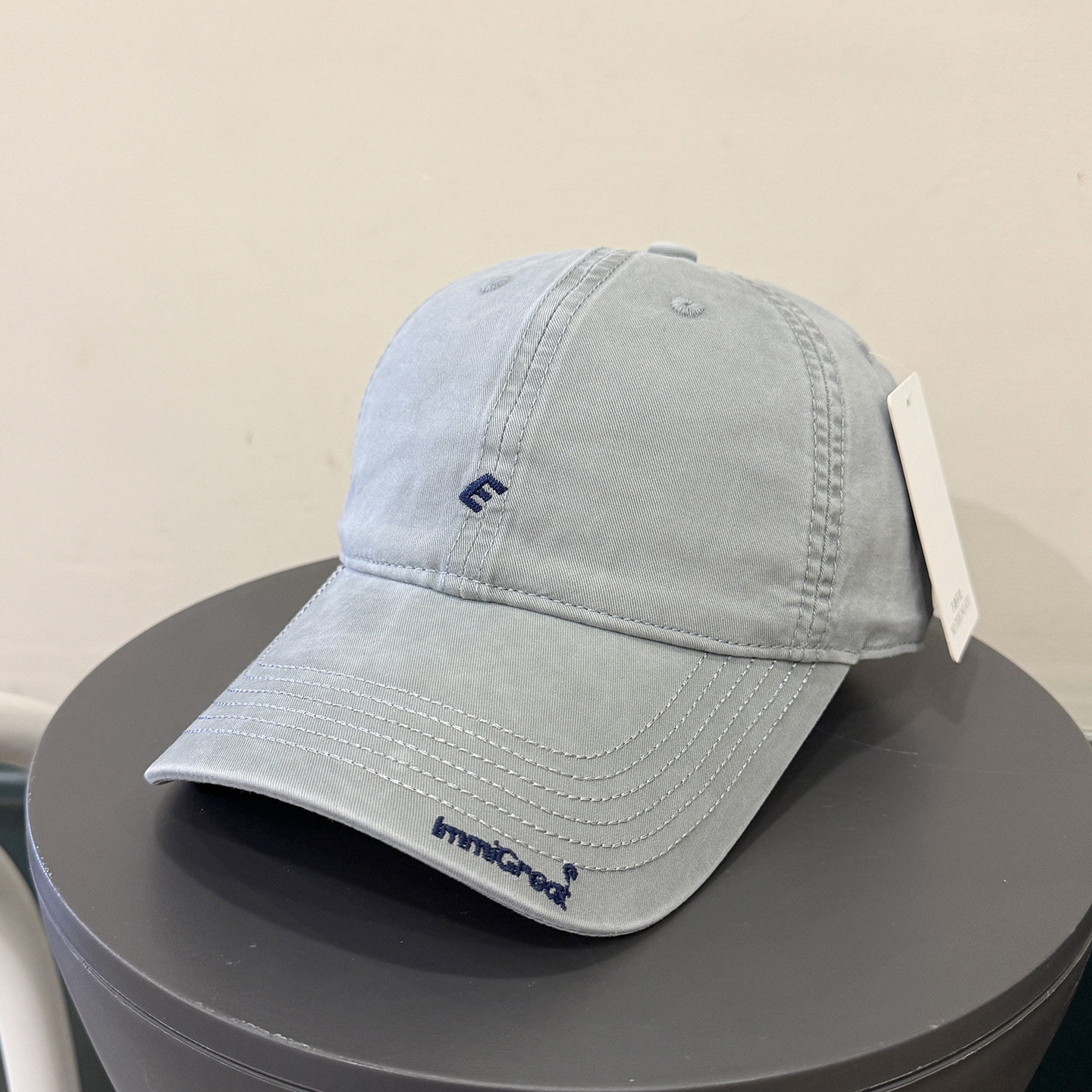 韩版简约刺绣软顶鸭舌帽女春夏百搭出街显脸小棒球帽情侣休闲遮阳