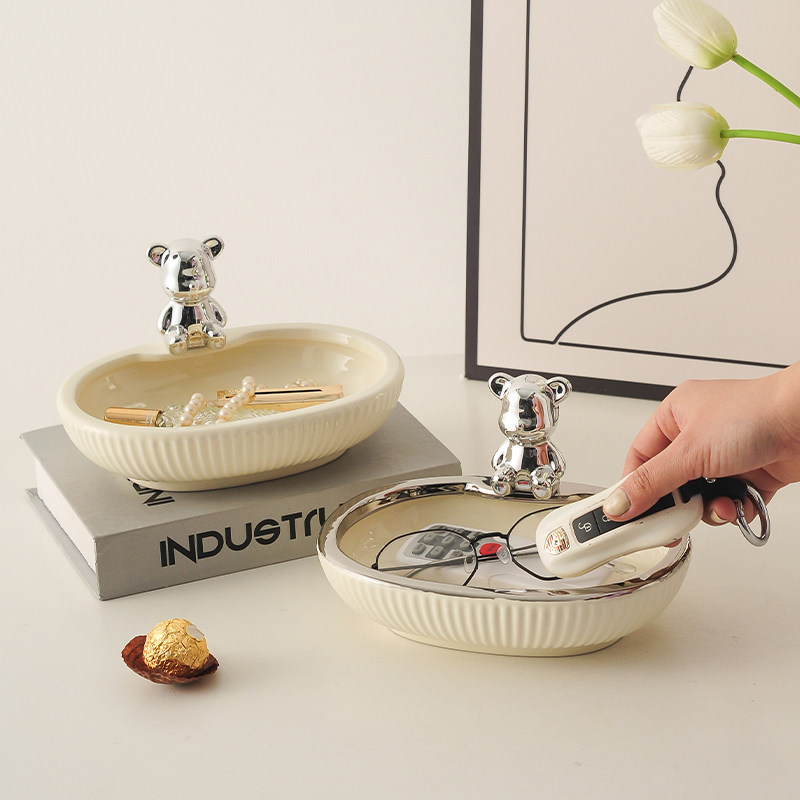 创意入户进门玄关放钥匙收纳托盘奶油风小熊装饰摆件轻奢乔迁礼物,家居饰品,装饰摆件,淘宝优惠券,粉丝福利购,淘宝优惠卷