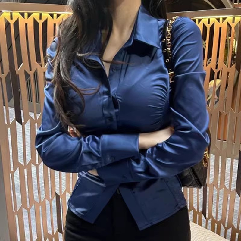 纯欲风秋冬新款气质藏蓝色褶皱收腰修身显身材百搭长袖衬衫T恤女