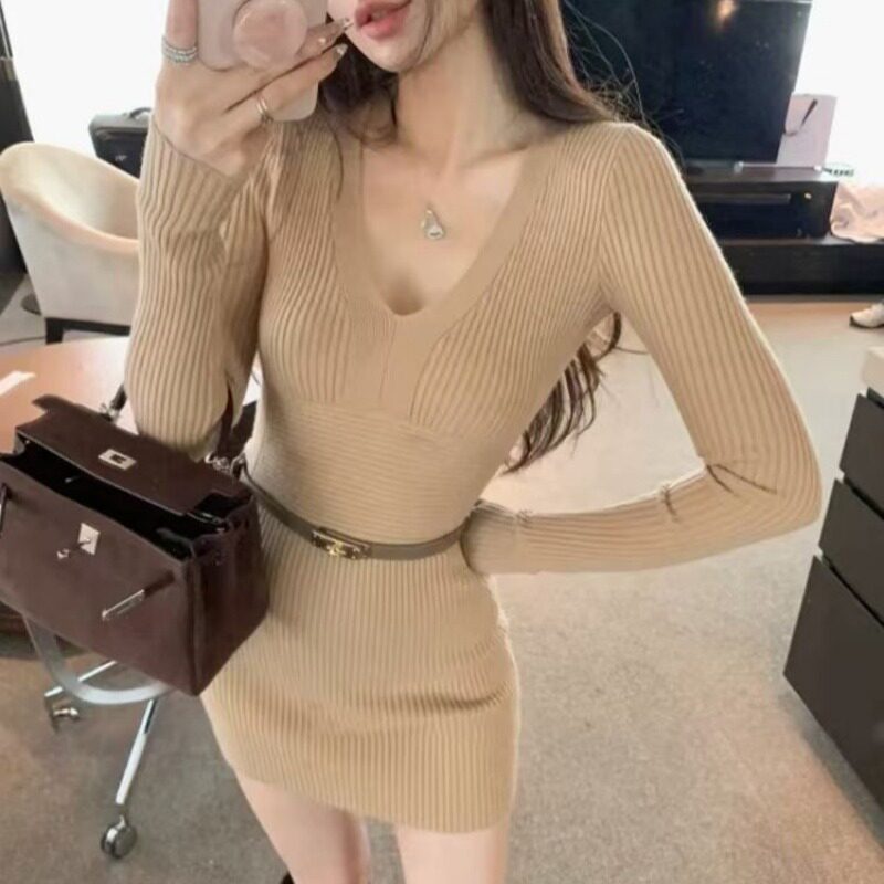 韩国春秋新款气质修身显身材收腰包臀短裙女V领性感针织连衣裙女