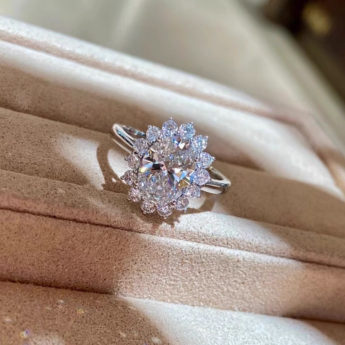 18k金4克拉椭圆太阳花钻石HW婚戒订婚戒指